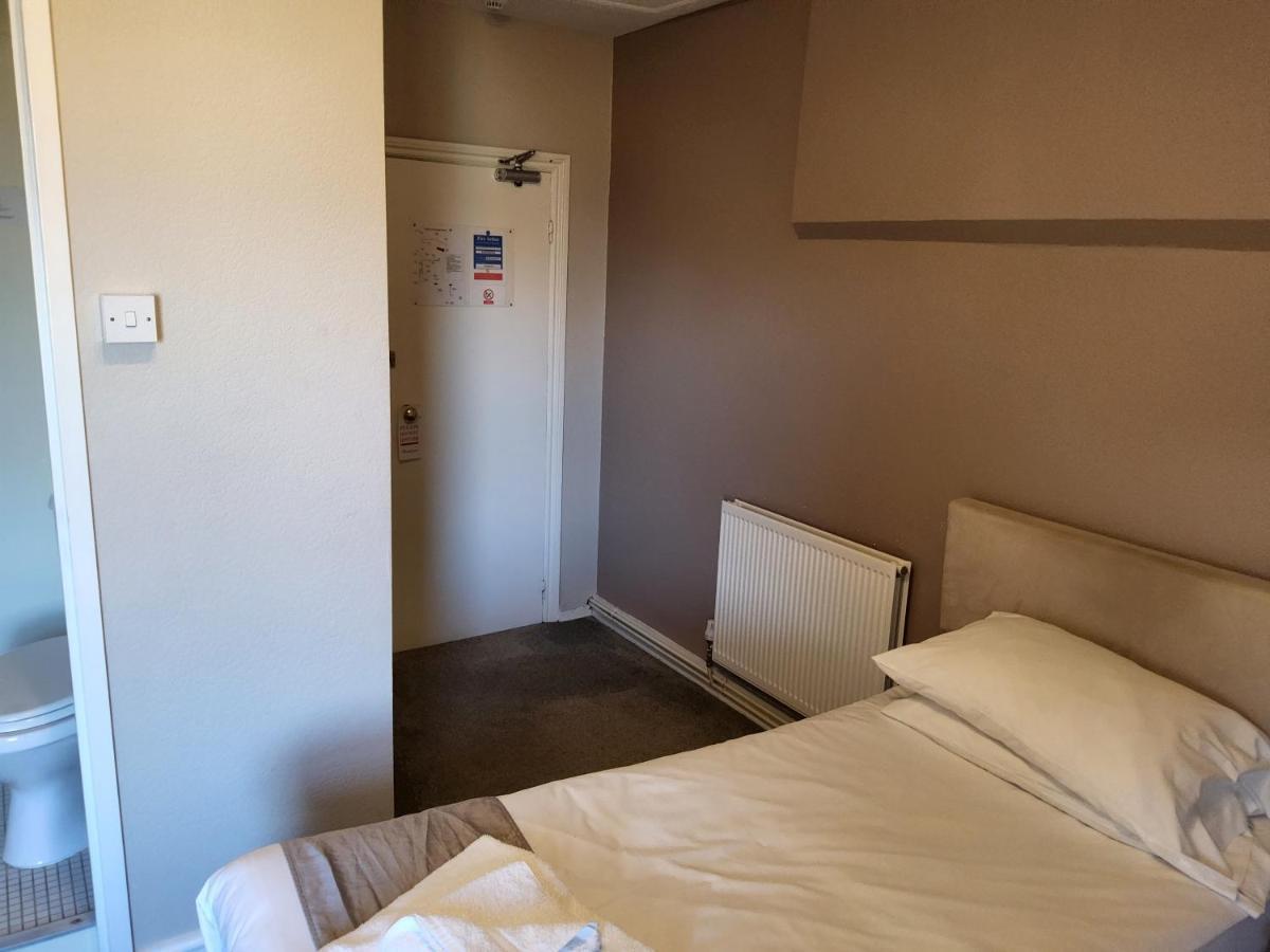 The Avenue Hotel غرانثام المظهر الخارجي الصورة